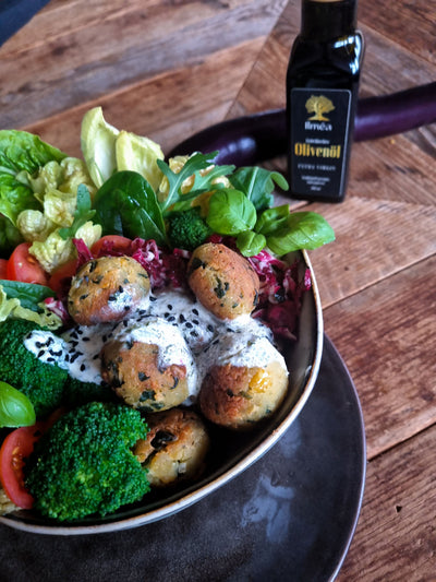 Falafel mit Joghurt Dip - super lecker!