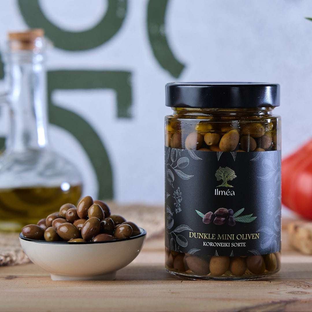 Dunkle kleine Oliven Koroneiki 220g – Ilmea Olivenöl